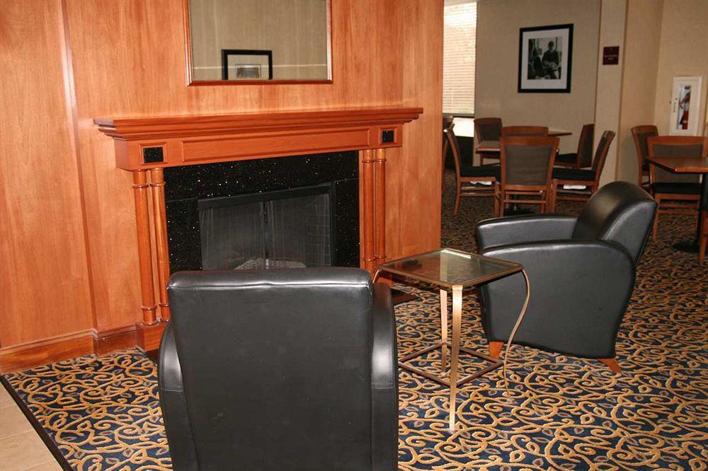 Holiday Inn Express Boston North-Woburn By Ihg Exterior photo